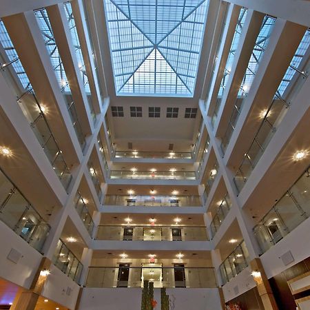 Doubletree By Hilton Sarasota Bradenton Airport Hotel Екстериор снимка