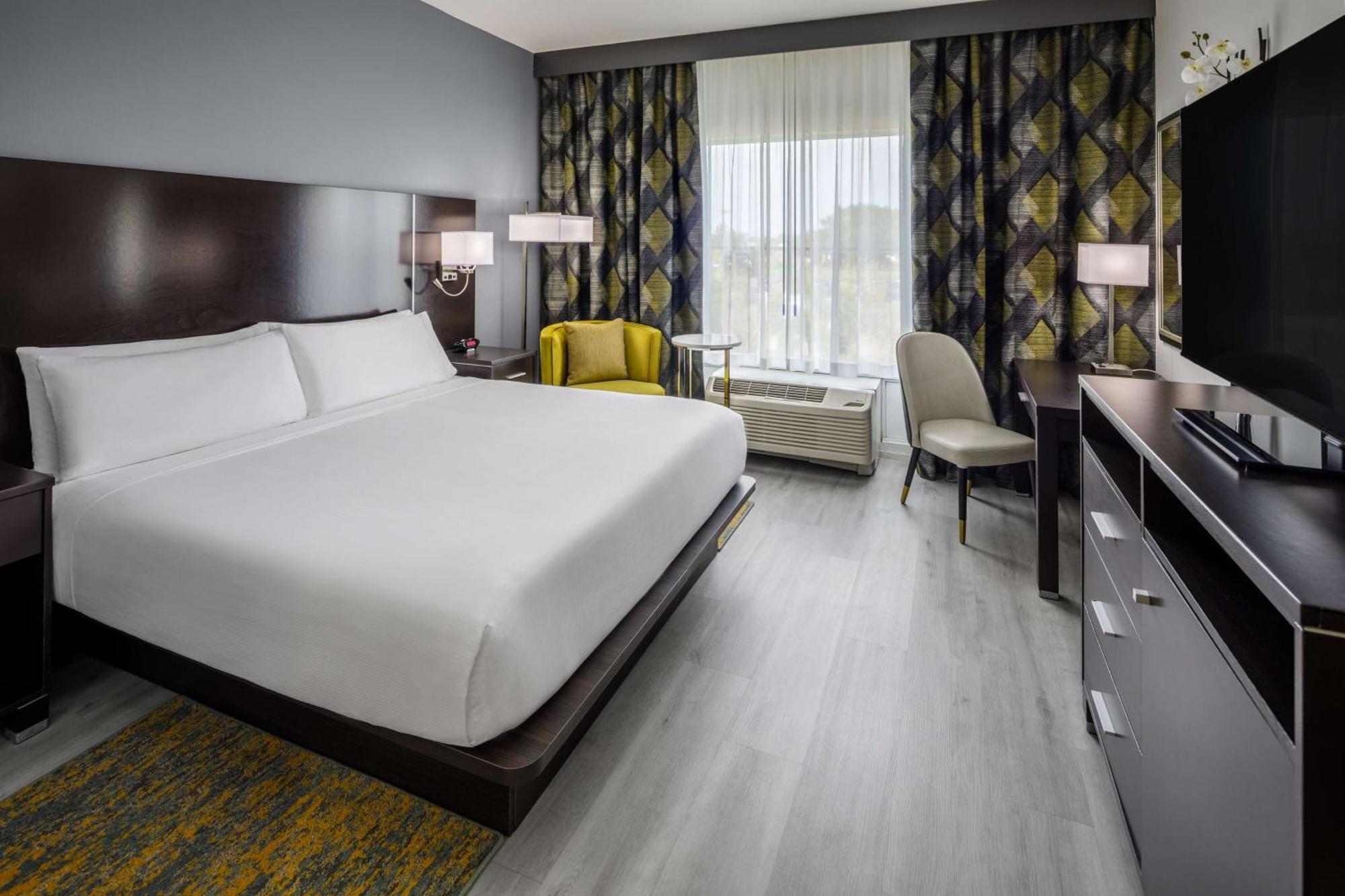 Doubletree By Hilton Sarasota Bradenton Airport Hotel Екстериор снимка