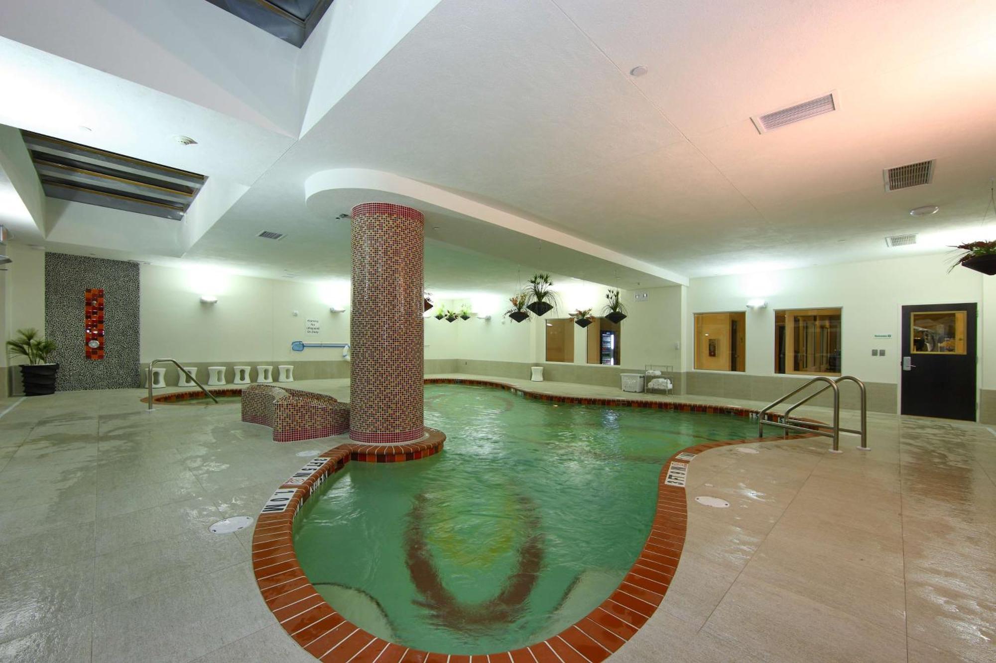 Doubletree By Hilton Sarasota Bradenton Airport Hotel Екстериор снимка