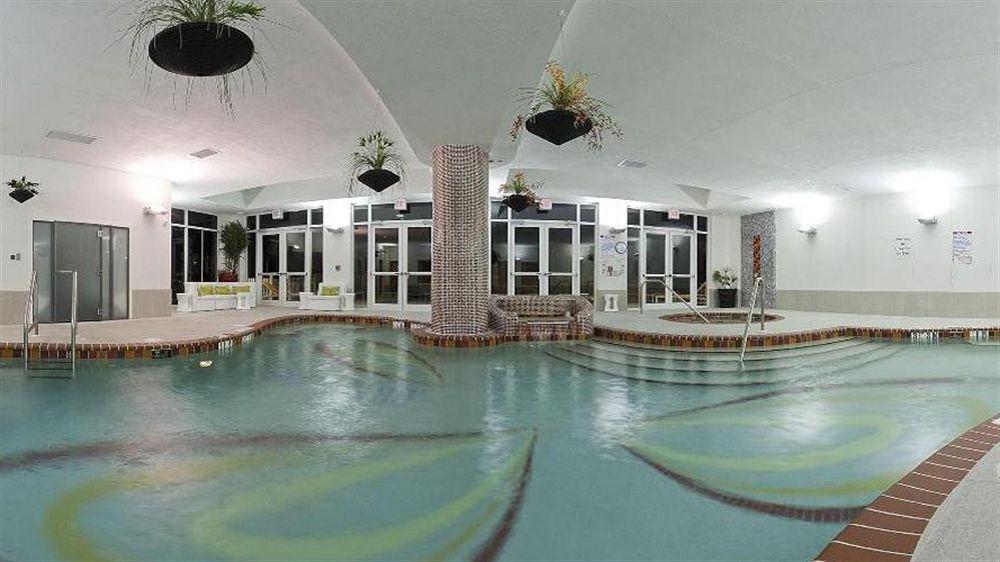 Doubletree By Hilton Sarasota Bradenton Airport Hotel Екстериор снимка