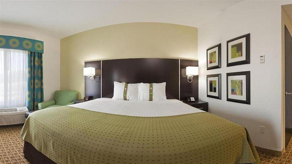 Doubletree By Hilton Sarasota Bradenton Airport Hotel Екстериор снимка
